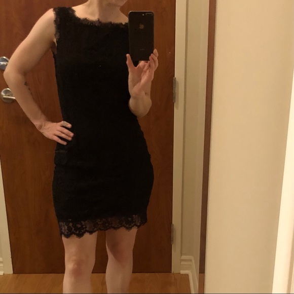 Little black dress - Picture 7 of 11